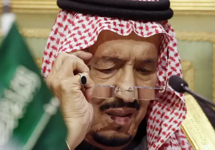 Mengalami Demam Tinggi, Raja Salman Dirawat di Rumah Sakit