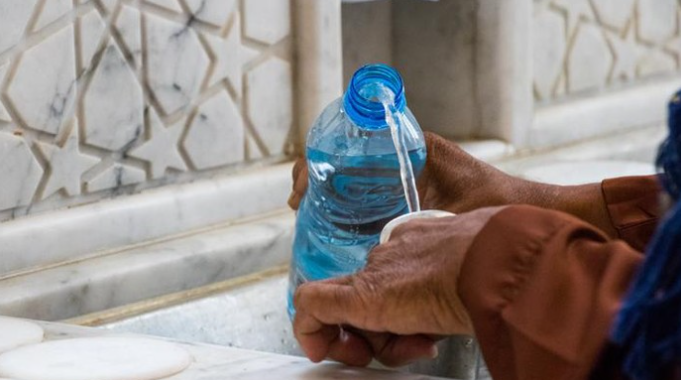 Air Zamzam Dilarang Masuk Koper, Jemaah Haji Dapat Jatah 5 Liter Setiba di Asrama